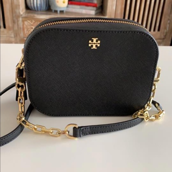 Tory Burch Handbags - Tory Burch Black Emerson round cross body